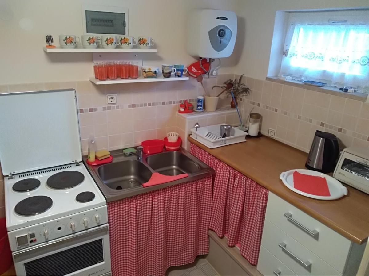 Apartman Tri palme Gabonjin Habitación foto
